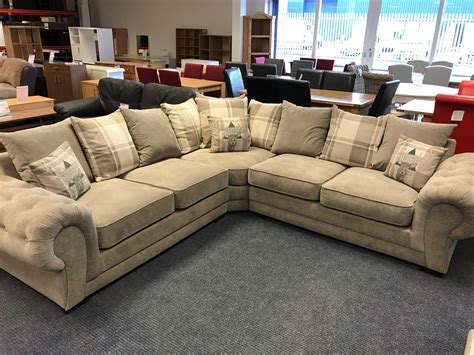 big brands sofa clearance outlet.